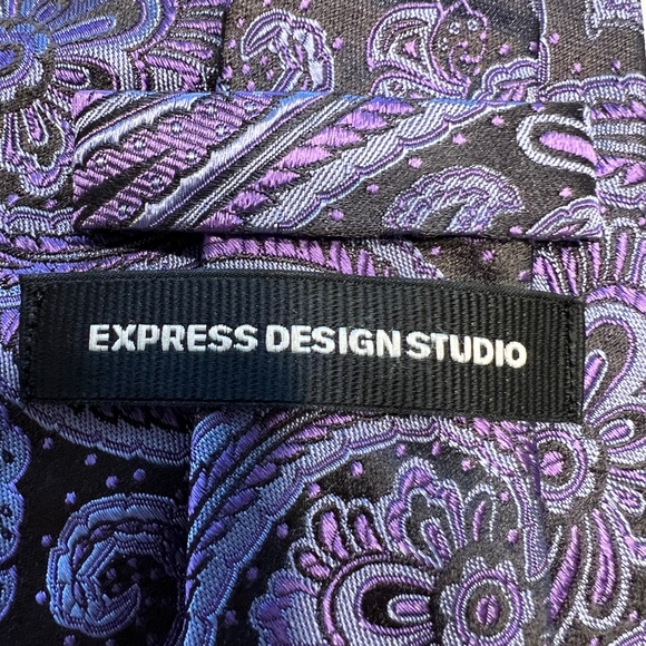 Lot of 2 Silk Covington Stain Resistant Blues, Express Design Purple Paisley - Picture 10 of 13